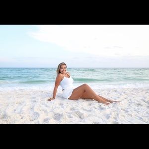 Meet your Posher, Gabriela